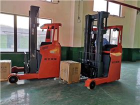 南京前移式電動叉車
