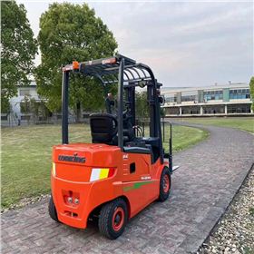 龍工電動(dòng)叉車