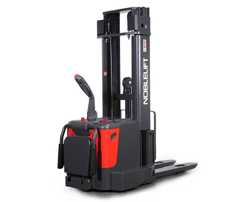 常州諾力電動堆高車