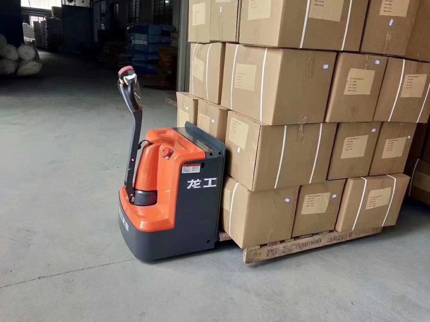 蘇州電動搬運(yùn)車