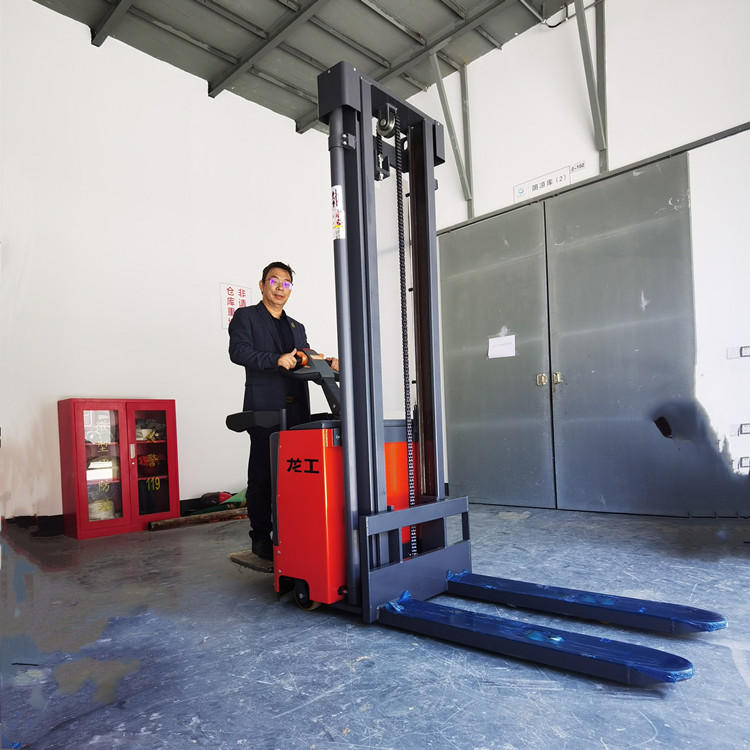 溧水電動(dòng)堆高車