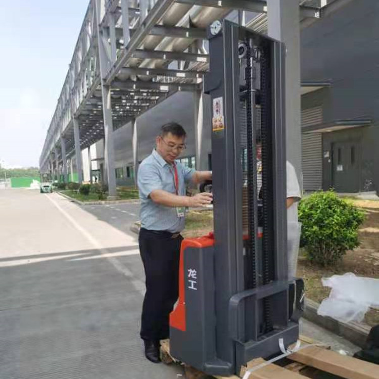 溧水電動(dòng)堆高車