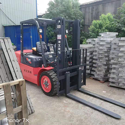 南京3噸叉車質(zhì)量