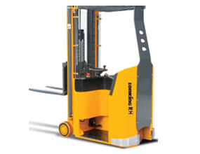 龍工窄巷道平衡重式叉車